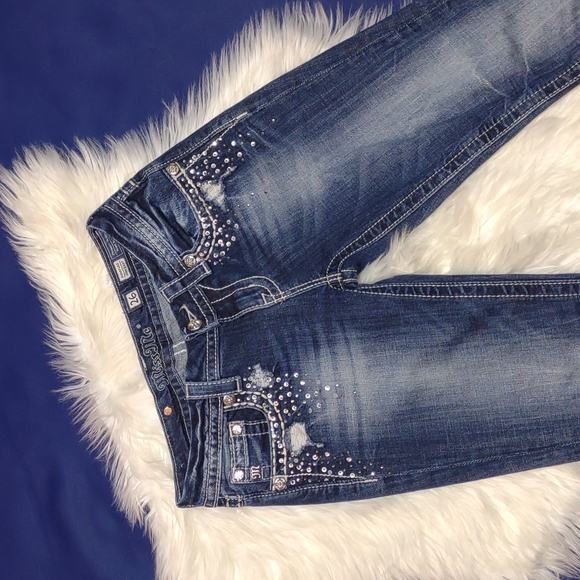 Miss Me Slim Bootcut Jeans size 26 - Picture 1 of 11